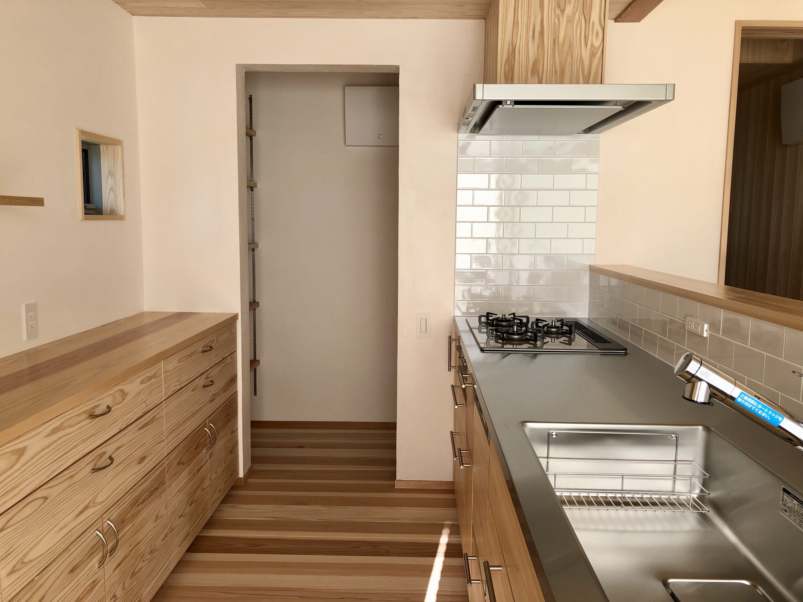 和気町モデルハウス内見会を行いました。